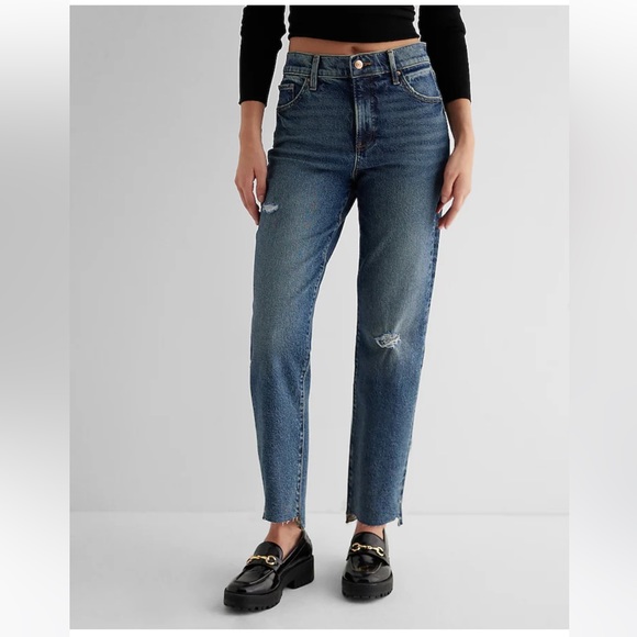 NWT Express High Waisted Medium Wash Ripped Raw Hem Straight Ankle Jeans - Picture 1 of 7